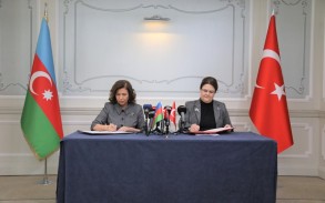 Türkiyə anlaşma sənədi imzalandı