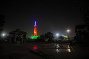 The famous monument of Pakistan was illuminated with the flag of Azerbaijan