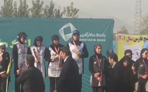 Иранская спортсменка сняла платок на церемонии награждения в Тегеране