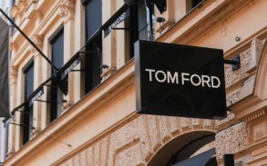 "Estee Lauder" 2,8 milyard dollara "Tom Ford" moda evini satın alıb