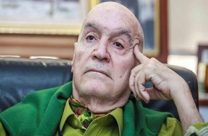 Скончался турецкий спортивный комментатор Хинджал Улуч