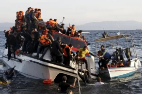 Greece mounts rescue operation for boat with 500 migrants