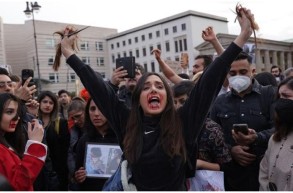 CNN: "Girls detained during protests in Iran are subjected to sexual violence"