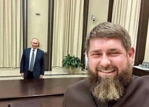 Kadırov Putinlə görüşündən FOTO YAYDI