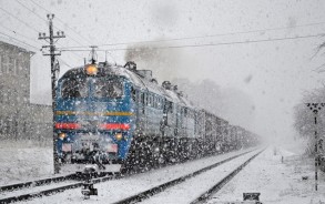3 people were killed by a train near Moscow