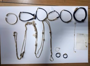 Illegal transfer of jewelry to Azerbaijan was prevented