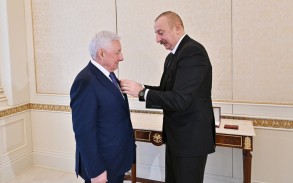 President Ilham Aliyev presented the Order of Glory to Magomed Saidovich Gurbanov