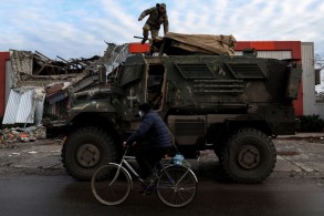 Ukraine steps up diplomacy amid fighting, power outages