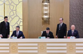 Азербайджан, Турция и Туркменистан подписали документ о сотрудничестве в транспортной сфере