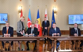 Azerbaijan, Georgia, Romania, and Hungary sign agreement on green energy in Bucharest