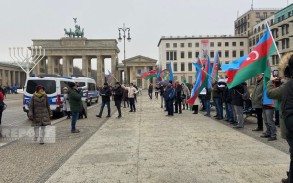 Azerbaijanis in Germany demand resignation of Iranian authorities