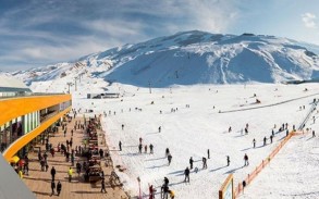 Azərbaycanda qış turizm mərkəzində gecələyən əcnəbilərin sayı açıqlanıb