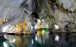 Azərbaycanda mağarada 30 metr dərinliyində göl – Foto