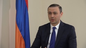 Армен Григорян: Армении и Азербайджану нужен институт поручителей