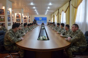 Проведен «круглый стол» на тему «Ильхам Алиев - фактор полководца» - ФОТО