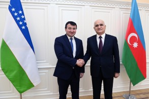 Шахин Мустафаев встретился с вице-премьером Узбекистана