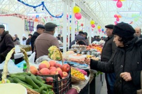 Naxçıvanın mərkəzi bazarında bayram yarmarkası quruldu - QİYMƏTLƏR + FOTO