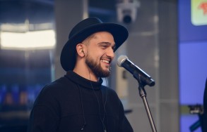 Популярный российский певец JONY вновь выступит в Баку - ФОТО