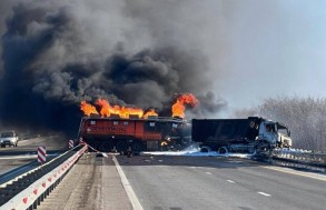 В Гарадаге загорелся бензовоз – один человек погиб