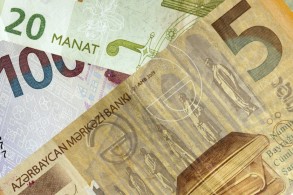 Effective rate of Azerbaijani manat increases