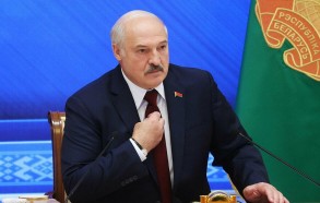 Лукашенко: Беларусь приняла решение о создании портовой мощности на северо-западе РФ