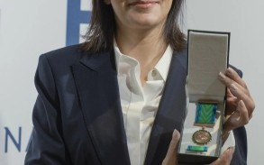 İlham Əliyev baş katibə medal verdi