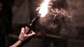 Rusiyada hərbi komissarlığa “Molotov kokteyli” atıldı