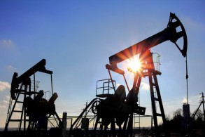 Azerbaijani oil price rises again