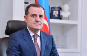 Глава МИД Азербайджана переговорил с госсекретарём США