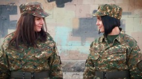Ermənistan qadınları orduya çağırır