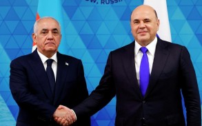 Azerbaijani, Russian PMs speak on phone