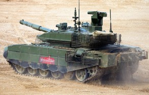В российскую армию поступила новая партия танков Т-90М