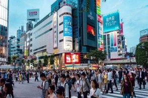 Japan's economy slows down for first time in 4 months