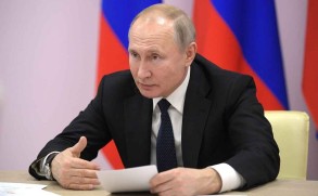 Путин призвал сотрудничать с временным правительством Афганистана