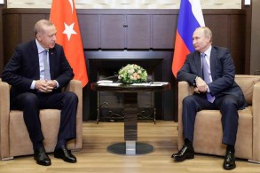Meeting of Turkish and Russian Presidents in Sochi kicks off