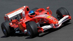 «Феррари» подтвердила установку нового двигателя на болид Сайнса перед Гран-при Турции