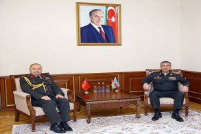 New military attaché of Turkey introduced to Azerbaijani Defense minister