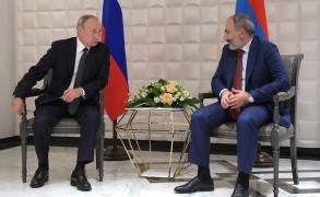 Armenian PM visit Russia