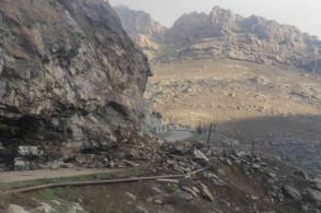 Rock avalanche in Azerbaijan's Lerik closes road