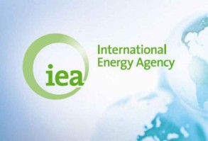 IEA призывает ускорить вложения в экологически чистые виды энергии