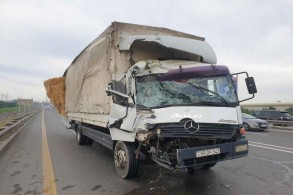 Baku police detains the driver of truck, crashed into bus and claimed 5 lives