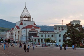 Xankəndidən Azərbaycan rəsm əsərləri ilə bağlı Bakıya təklif göndərildi