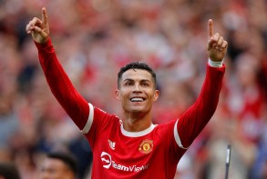 Ronaldo ardıcıl ikinci dəfə ən yaxşı seçildi