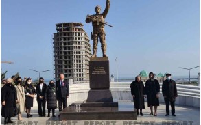 Statue of "Victorious Soldier" inaugurated in Sumgayit