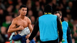 Ronaldo balaca azarkeşini sevindirdi