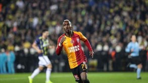 "Fənərbaxça" "Qalatasaray"ın keçmiş futbolçusunu heyətinə qatmaq istəyir