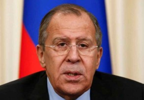 «Россия» не будет просить Запад о снятии санкций - Лавров