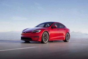 “Tesla” 475 min elektromobili geri çağırır
