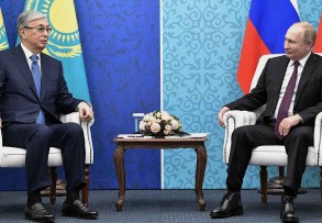 Президенты России и Казахстана обсудили вывод миротворческих сил из Казахстана