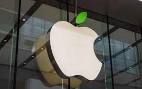 “Apple”ın rüblük gəliri rekord həddə çatıb